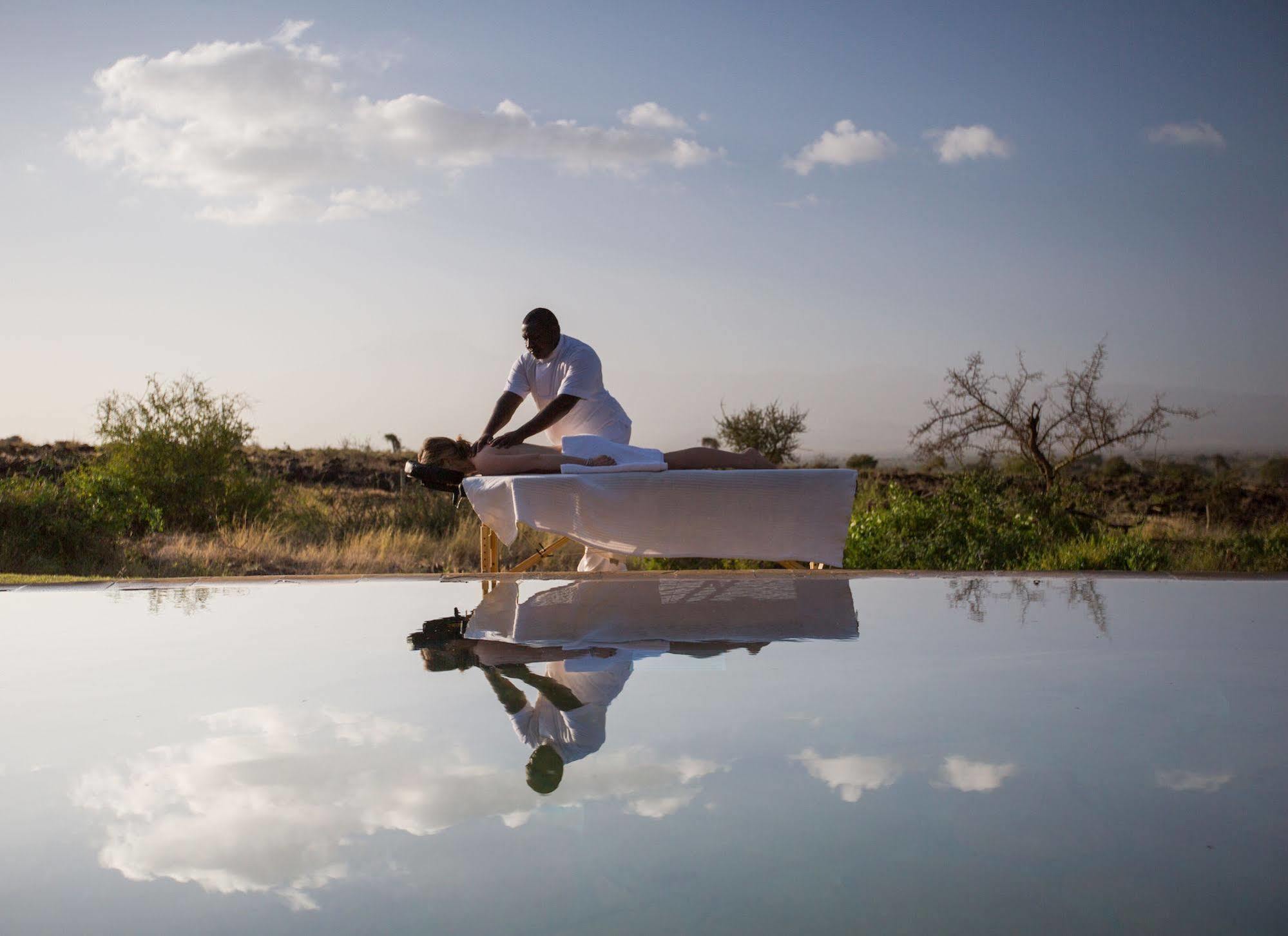 Elewana Tortilis Camp Hotel อัมโบเซลี ภายนอก รูปภาพ