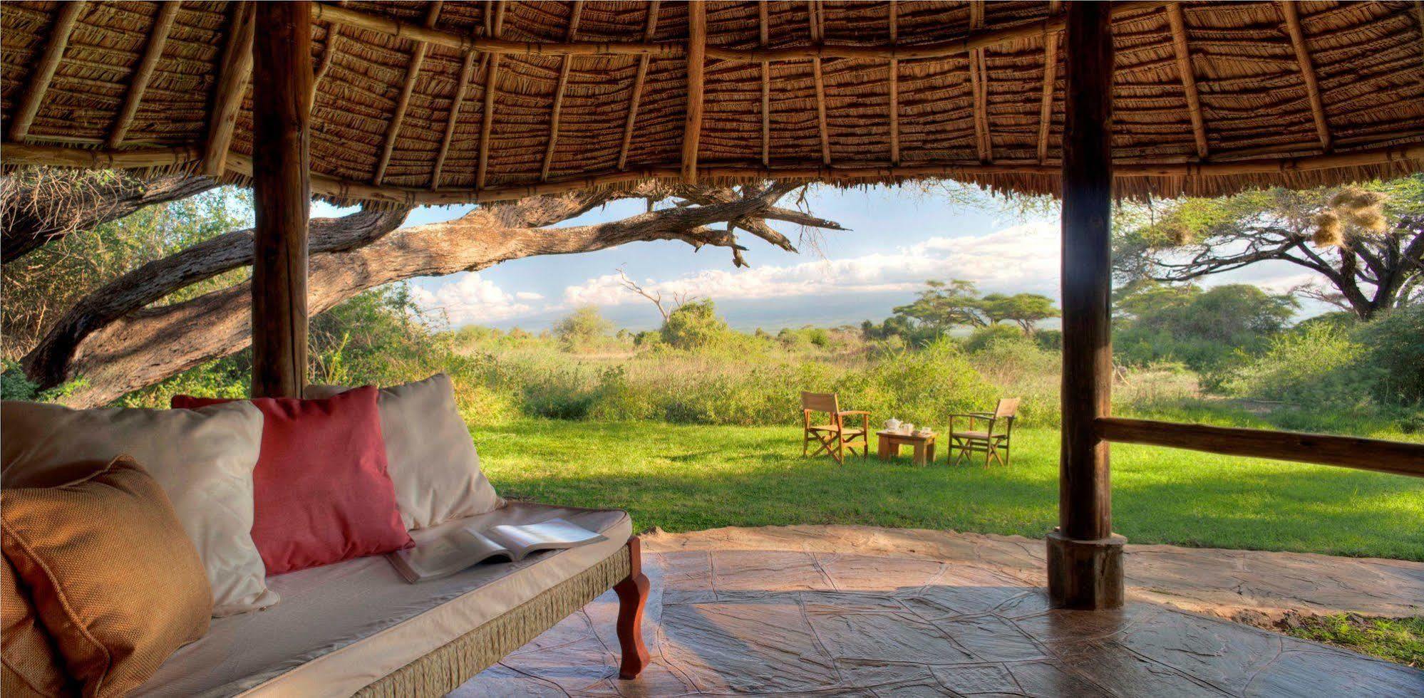 Elewana Tortilis Camp Hotel อัมโบเซลี ภายนอก รูปภาพ